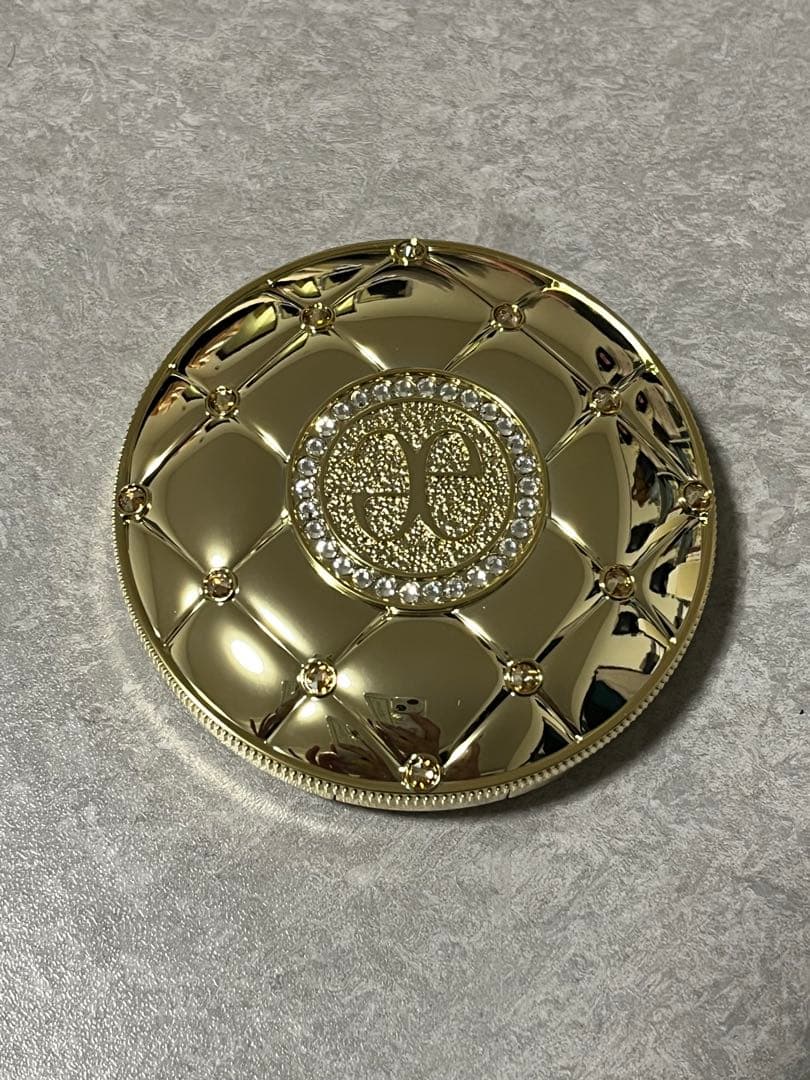 フェイスパウダー Elegance 35th Anniversary Case