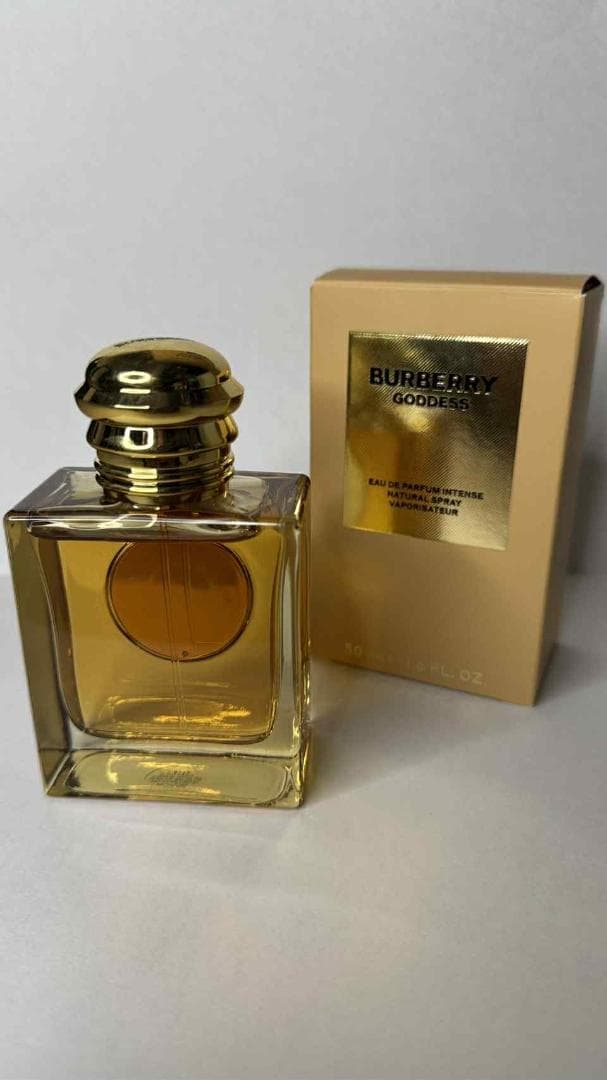 バーバリー ゴッデス オードパルファム インテンス 香水 50ml