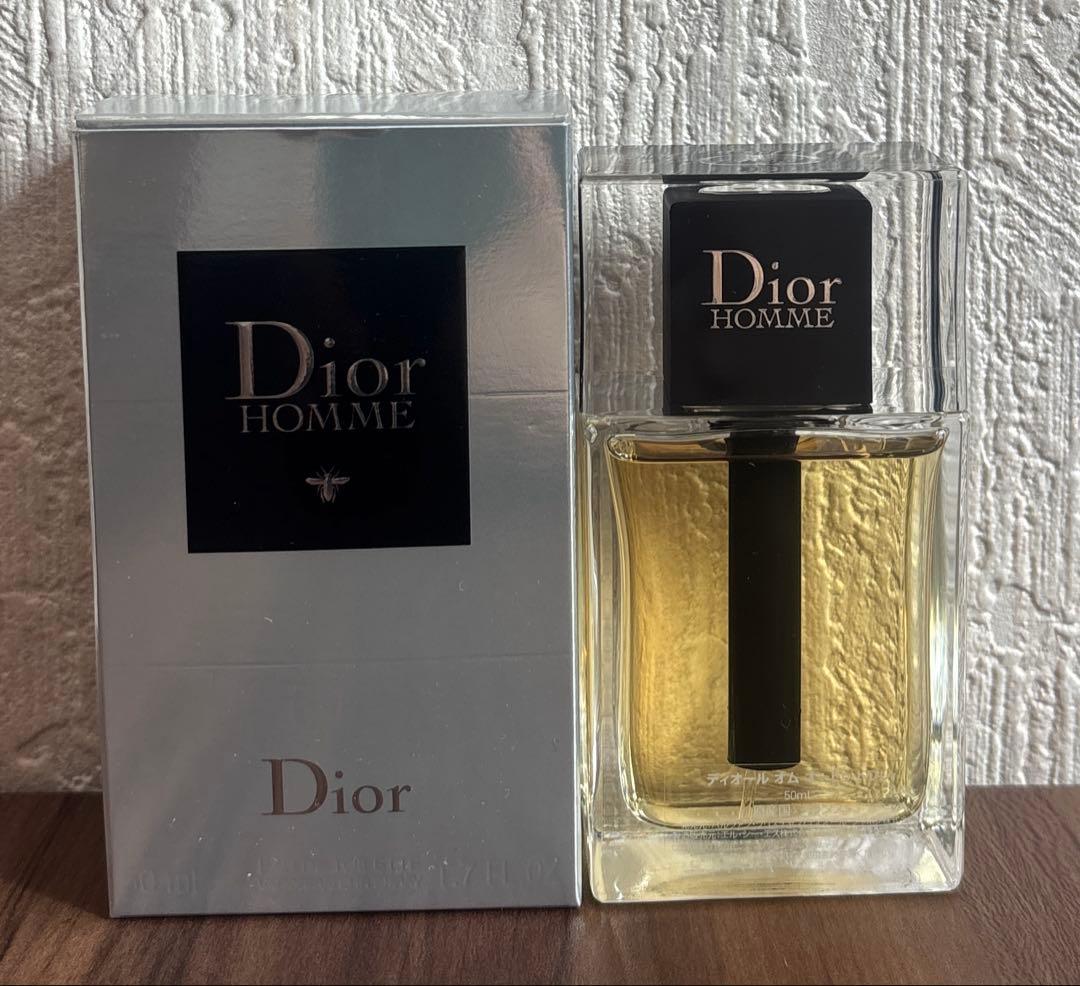 ディオール　オム　オードゥ　トワレ　50ml