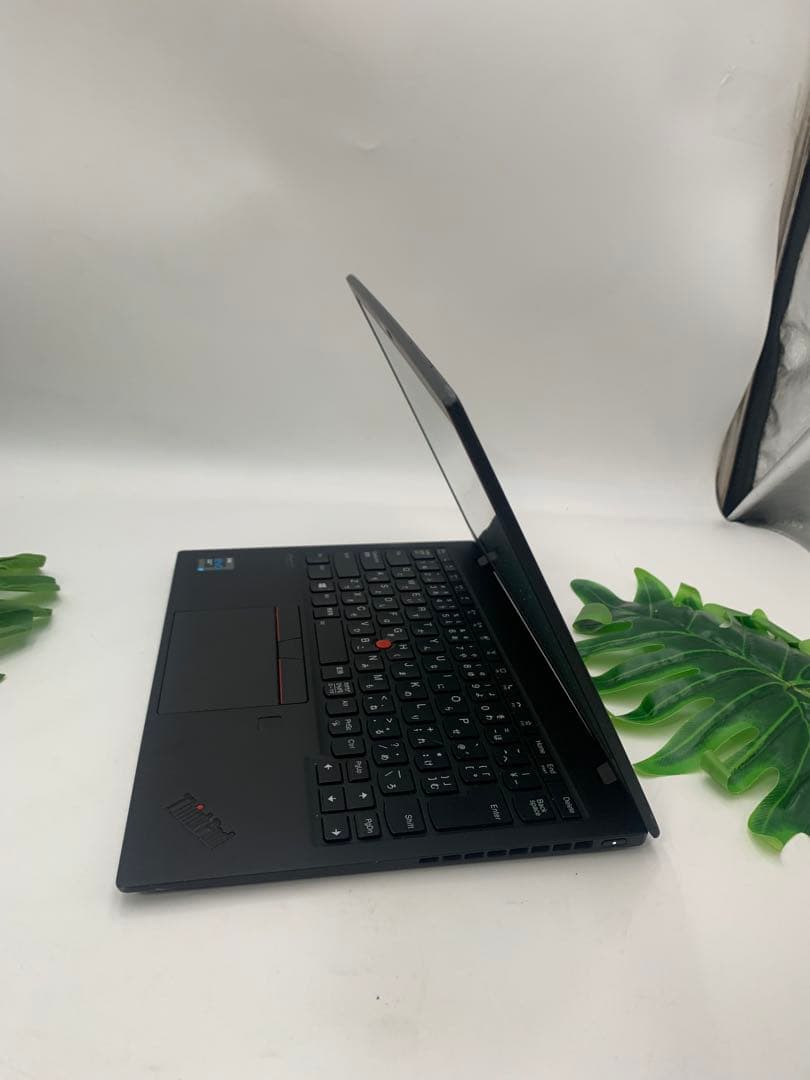 Windowsノート本体 Lenovo ThinkPad X1 i7-1160G7/256GB
