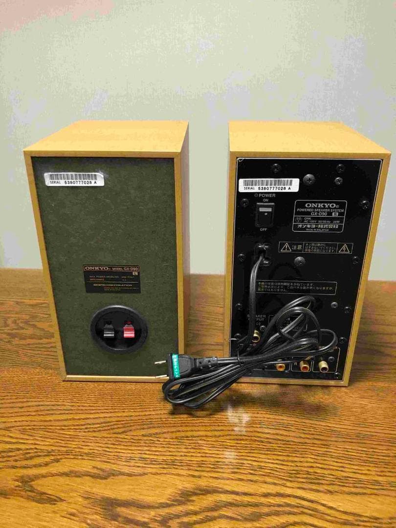 ONKYO WAVIO スピーカー GX-D90 　美品　ケーブル３点付き