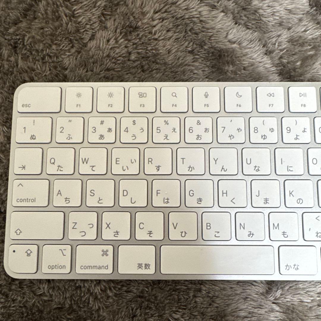 【美品】Apple純正 マジックキーボード 日本語配列 MK2A3J/A