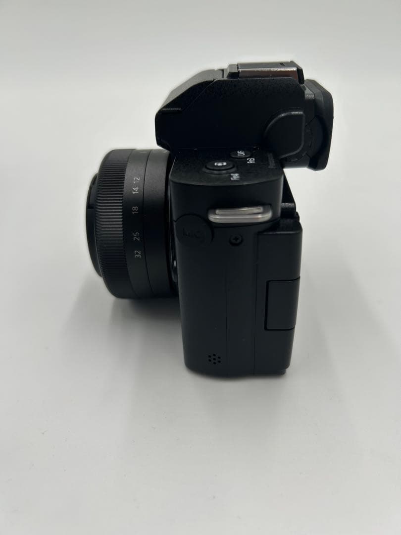 【展示品】LUMIX G100D Wキット ミラーレス一眼カメラ ブラック