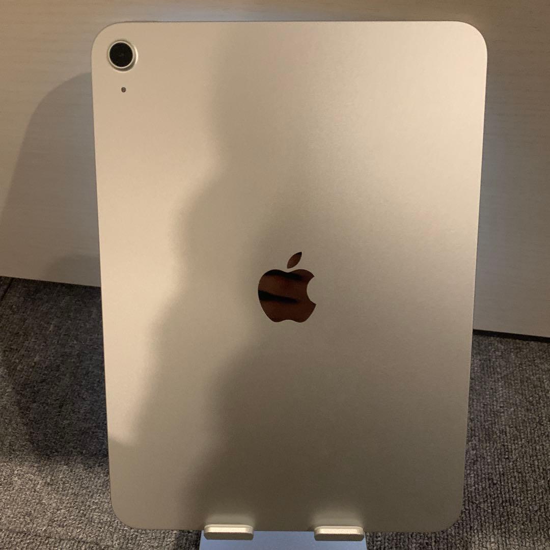 Apple iPad (A16) シルバー 本体 カバー・スタンド付き