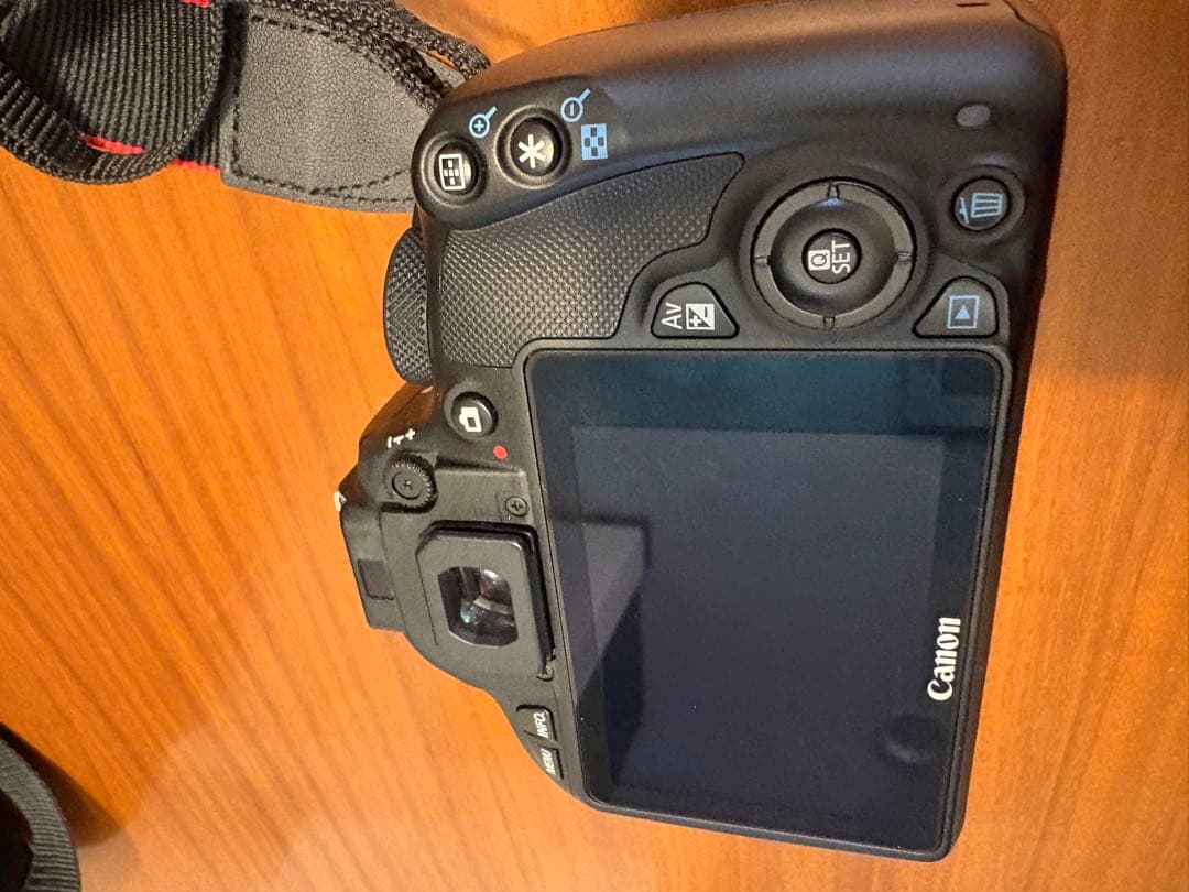 フィルムカメラ Canon EOS kiss X7 DOUBLE ZOOM KIT