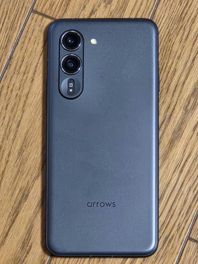 FCNT arrows Alpha M08 ブラック スマートフォン 本体