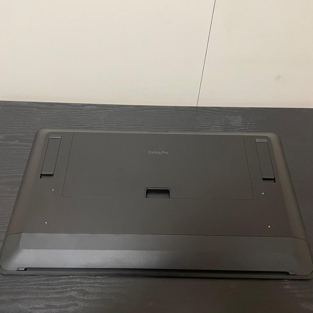 Wacom cintiq pro 24 4k 液晶タブレット