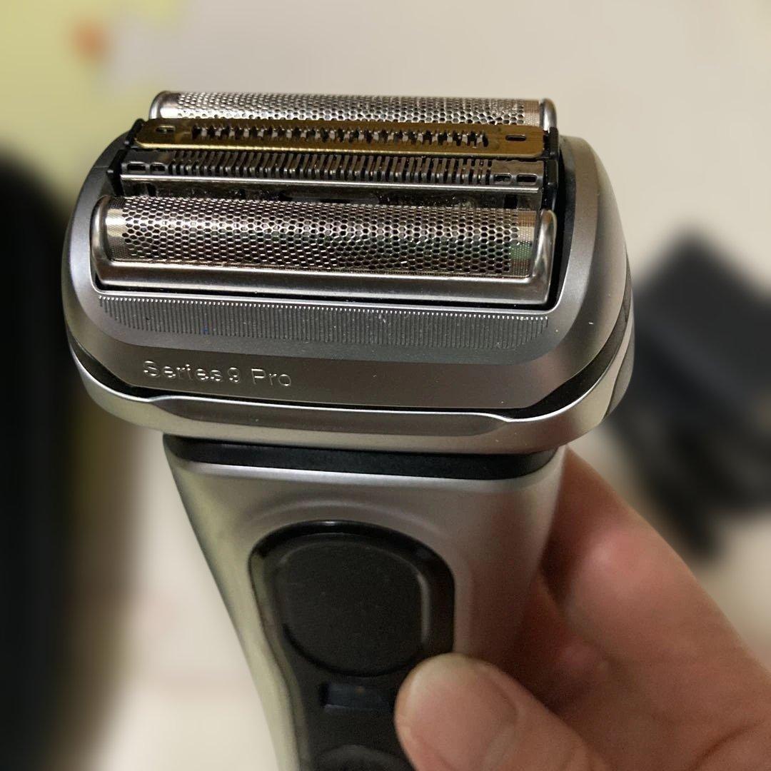 BRAUN S9 Pro +メンズ電気シェーバー