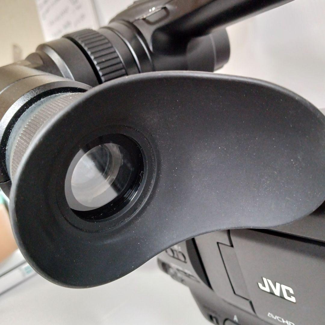 【美品】JVC HD　ビデオカメラレコーダー JY-HM70