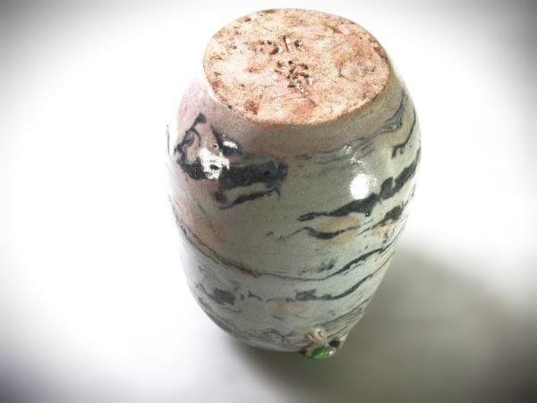 掛花入れ アマガエル 花瓶 作家物 在銘 カエル 花器 茶道具 逸品 共箱
