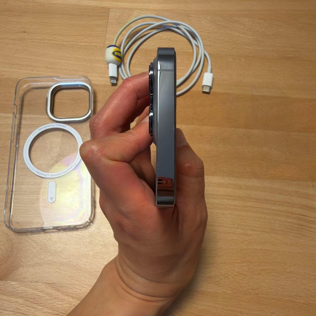 ◆ Apple iPhone 13 Pro シエラブルー 256GB 美品