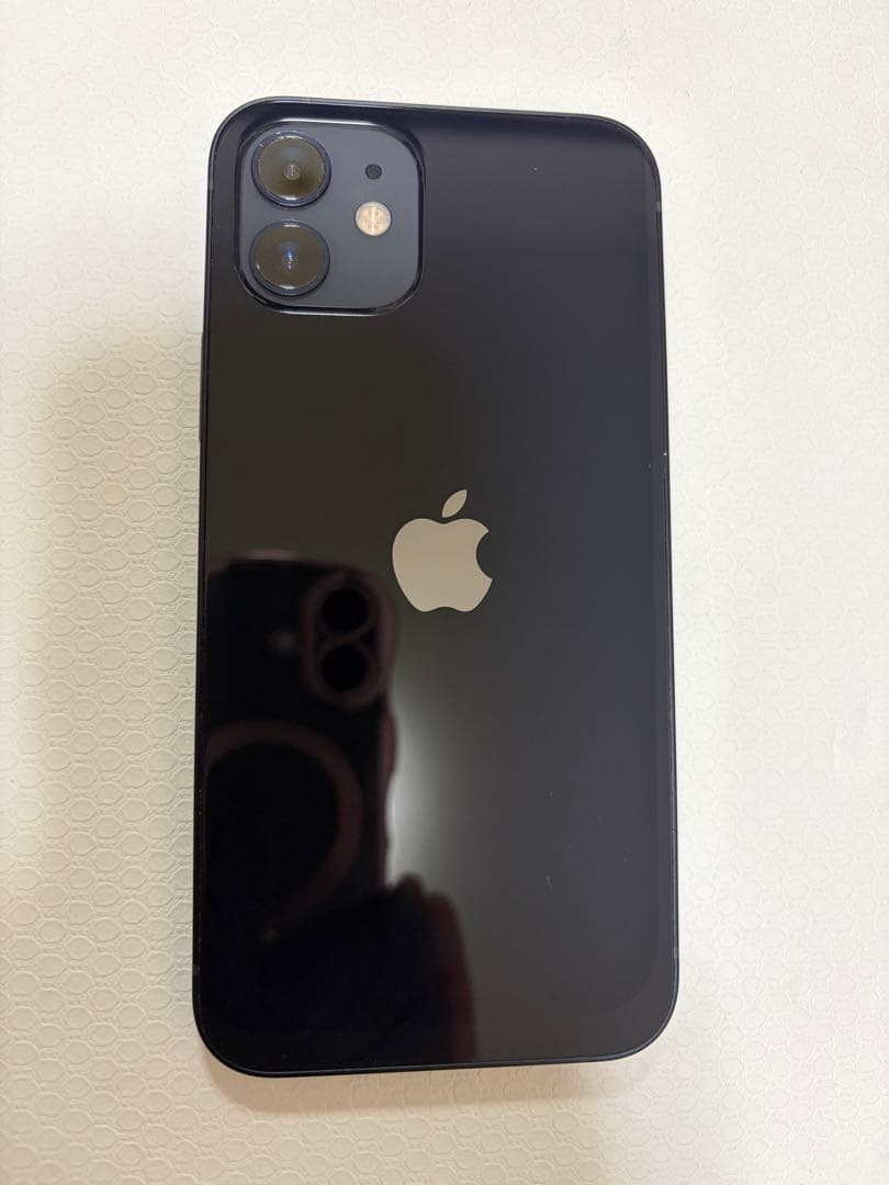 Apple iPhone12 本体　ブラック　64GB