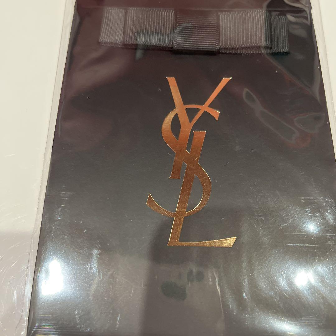 イヴ・サンローランケース④試供品セット