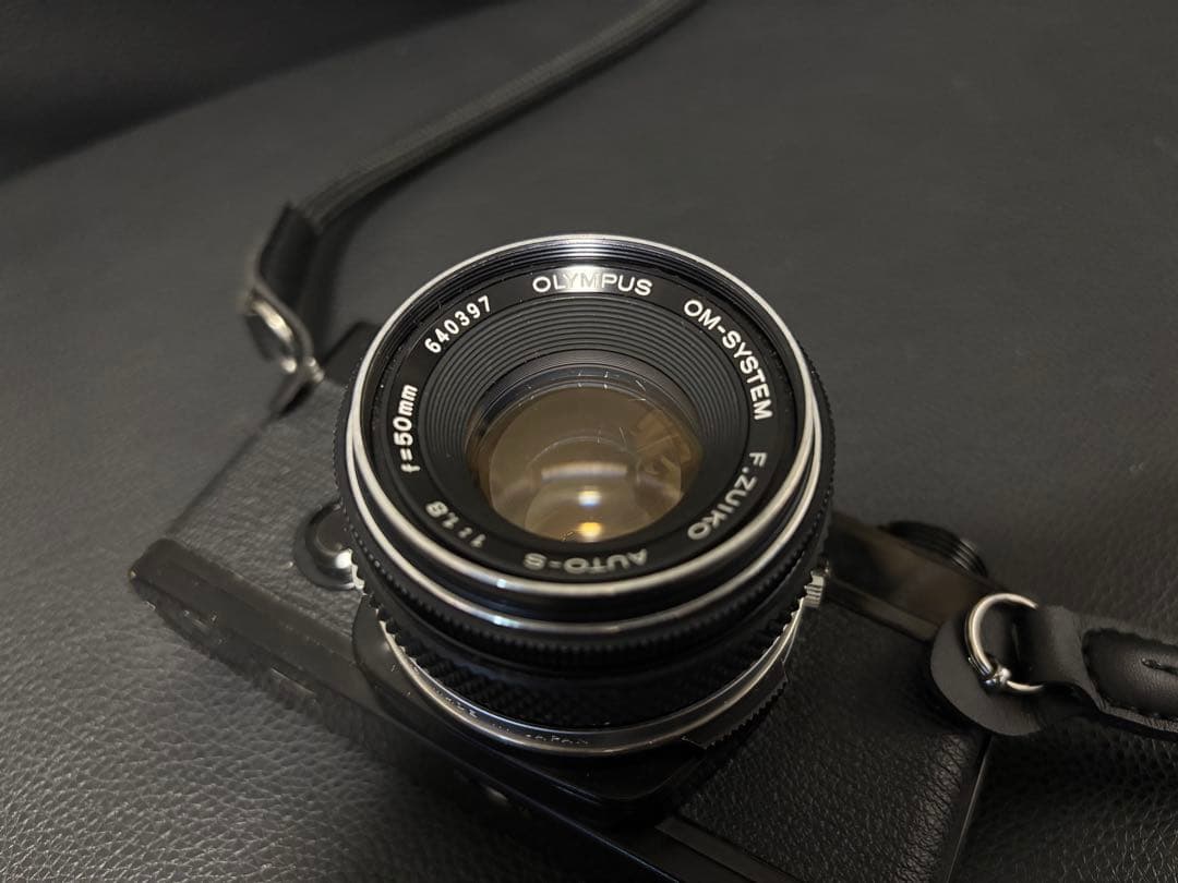 OLYMPUS OM-1 オリンパス　フィルム一眼レフカメラ 50mmレンズ