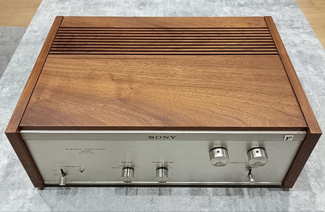 SONY 3200F ステレオ パワーアンプ ソニー （ジャンク品）