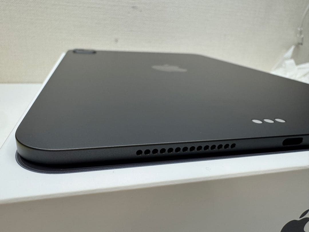 iPad Pro4 256GB ほぼ未使用超美品！最新！充放電回数3回のみ！