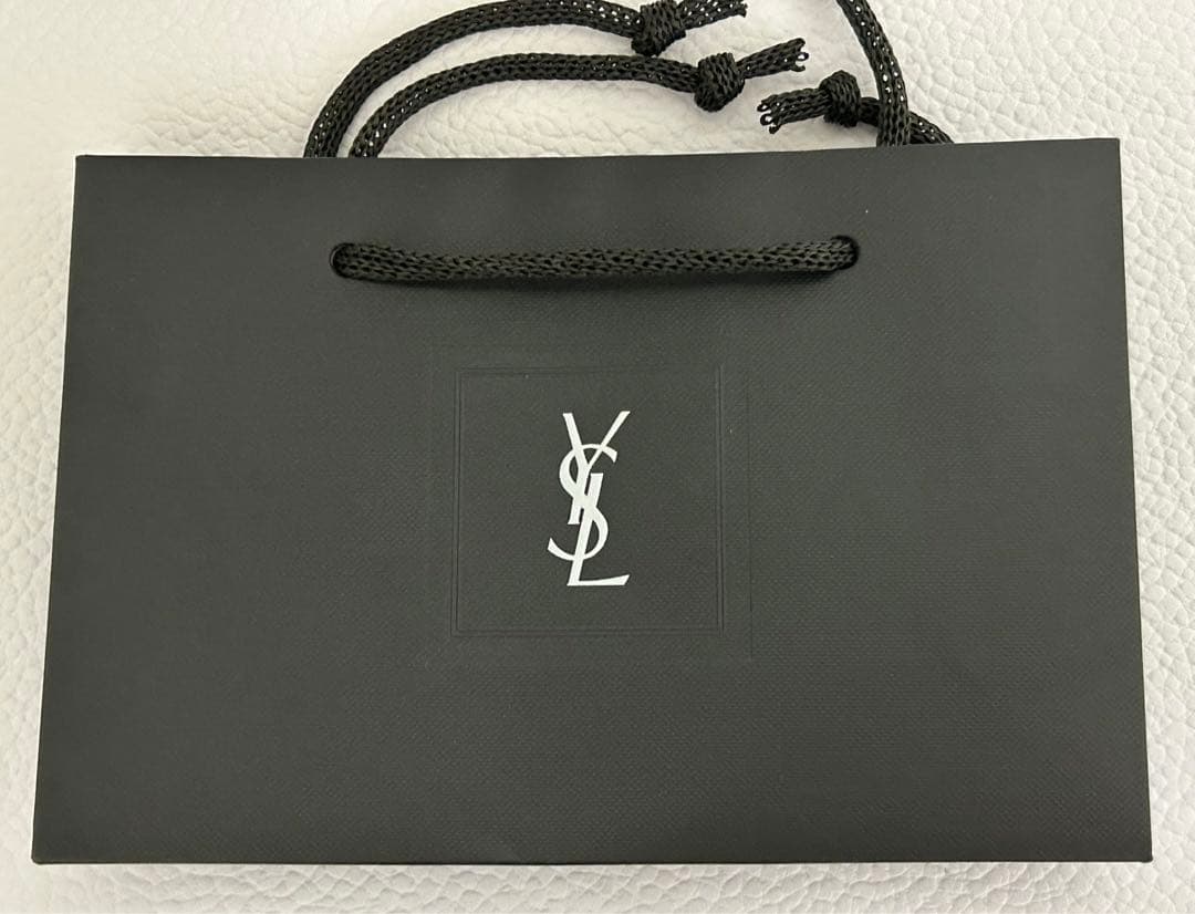 即時発送 未開封　YSL イブサンローラン　メイクミーブラッシュ リキッド69