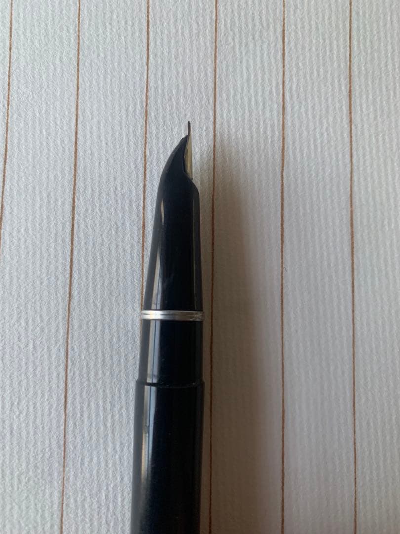 パイロット 14K ペン先万年筆 ＆ プラチナ 18K ペン先万年筆