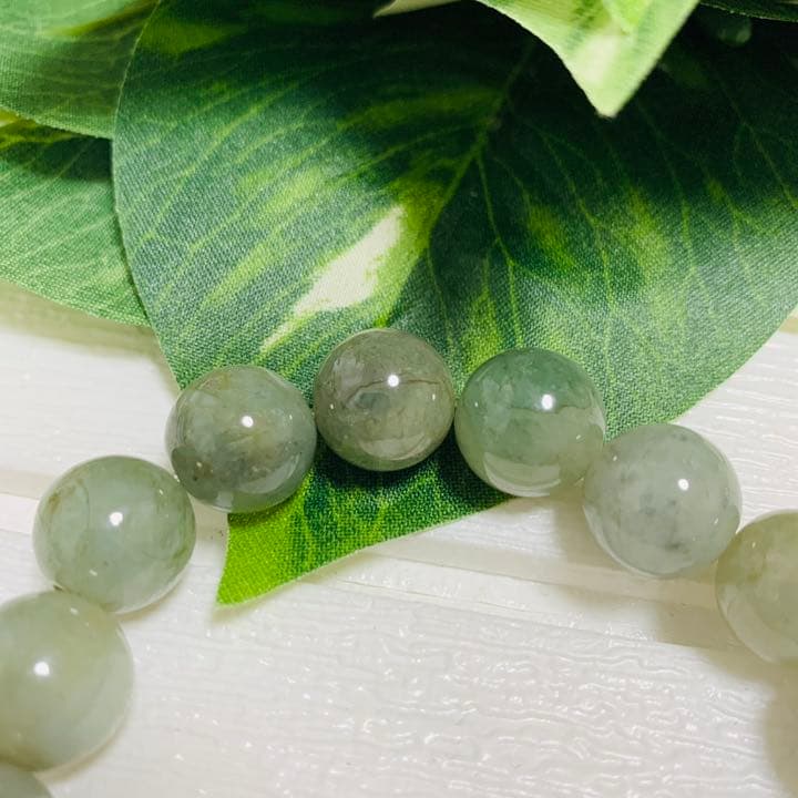 【⭐️超激レア天然石⭐️】緑色 ミャンマー産 本翡翠 ブレスレット 天然石