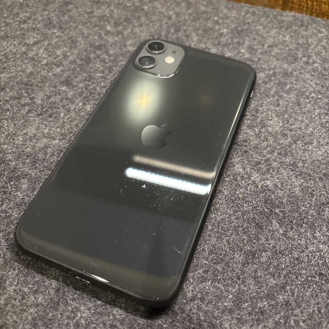 か*ん様 Apple iPhone 11 ブラック 本体　64g 箱無し