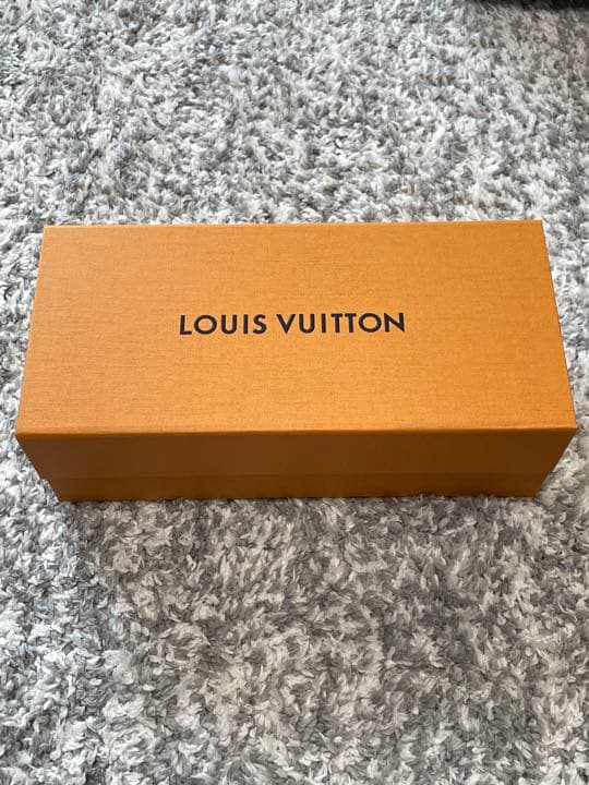 LOUIS VUITTON ルイヴィトン ワイヤレスイヤホン