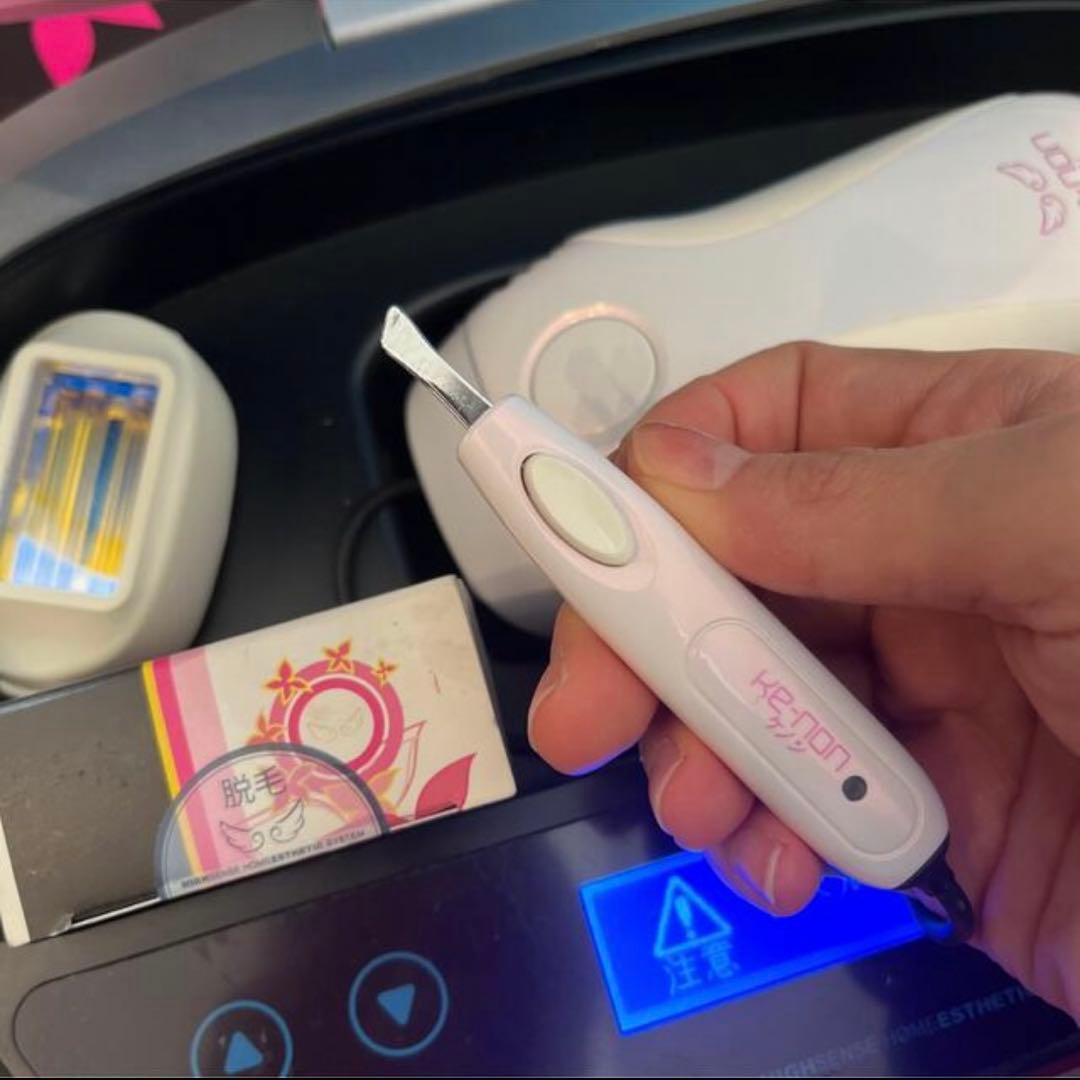 ケノン　脱毛器　新品カードリッチ付　スキンケア