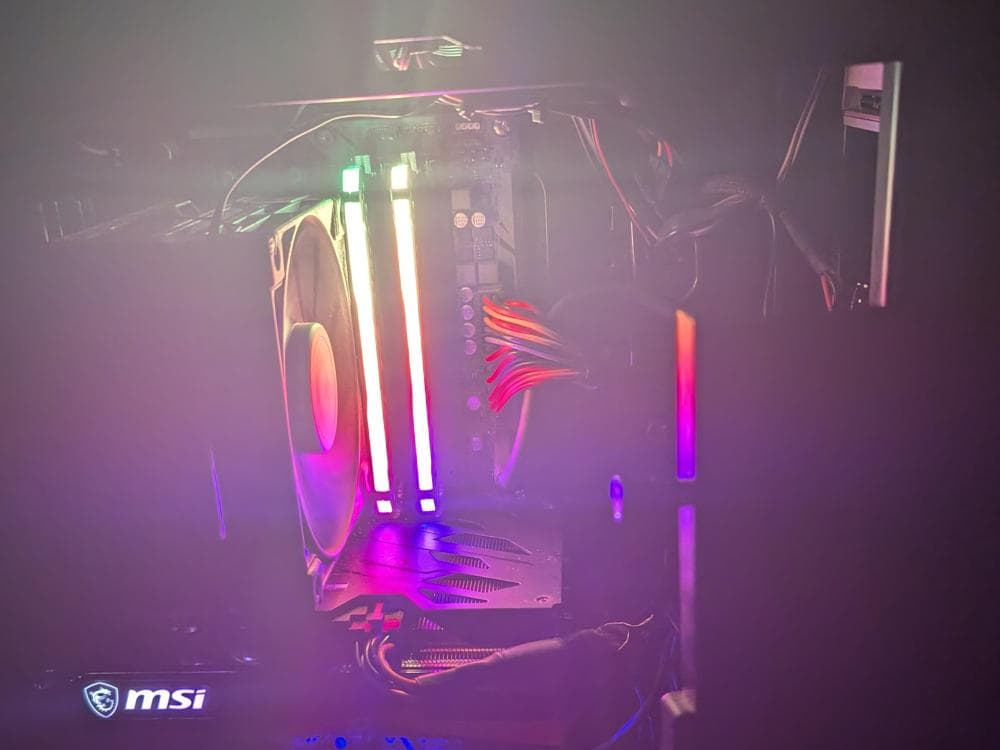メモリー CORSAIR VENGEANCE RGB PRO DDR4 32GB