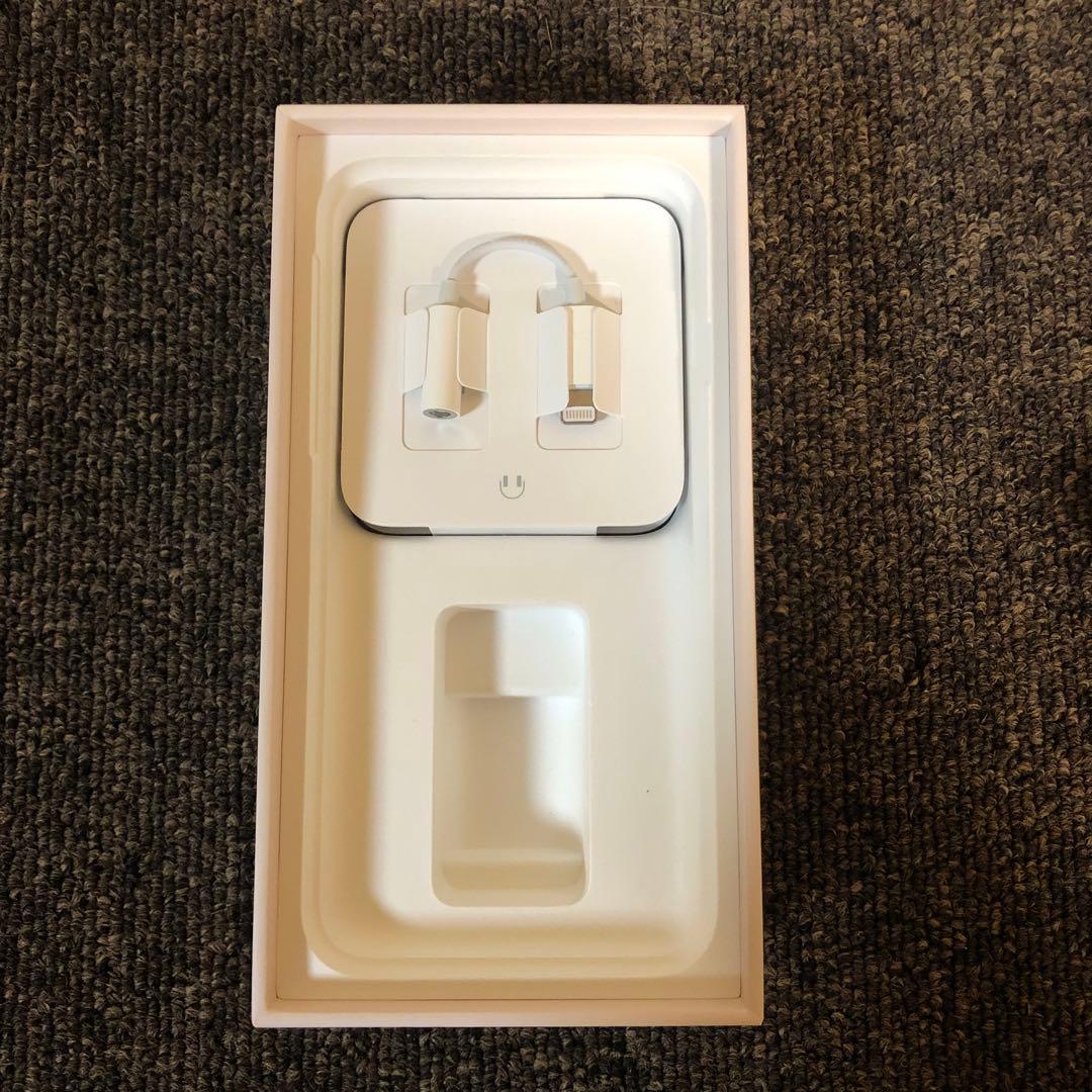 Apple iPhone8 ゴールド　256㎇ SIMフリー　中古品
