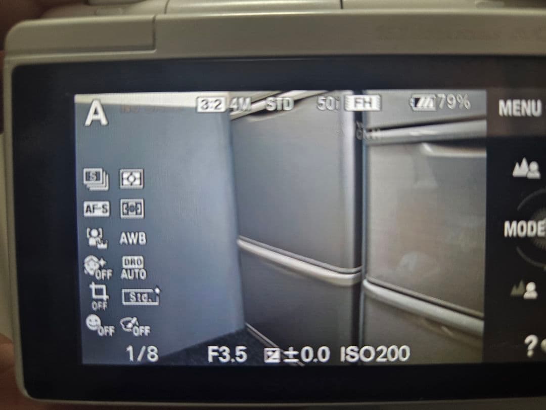 ★現状品★SONY α ホワイト ミラーレス一眼　NEX-3N E18-55