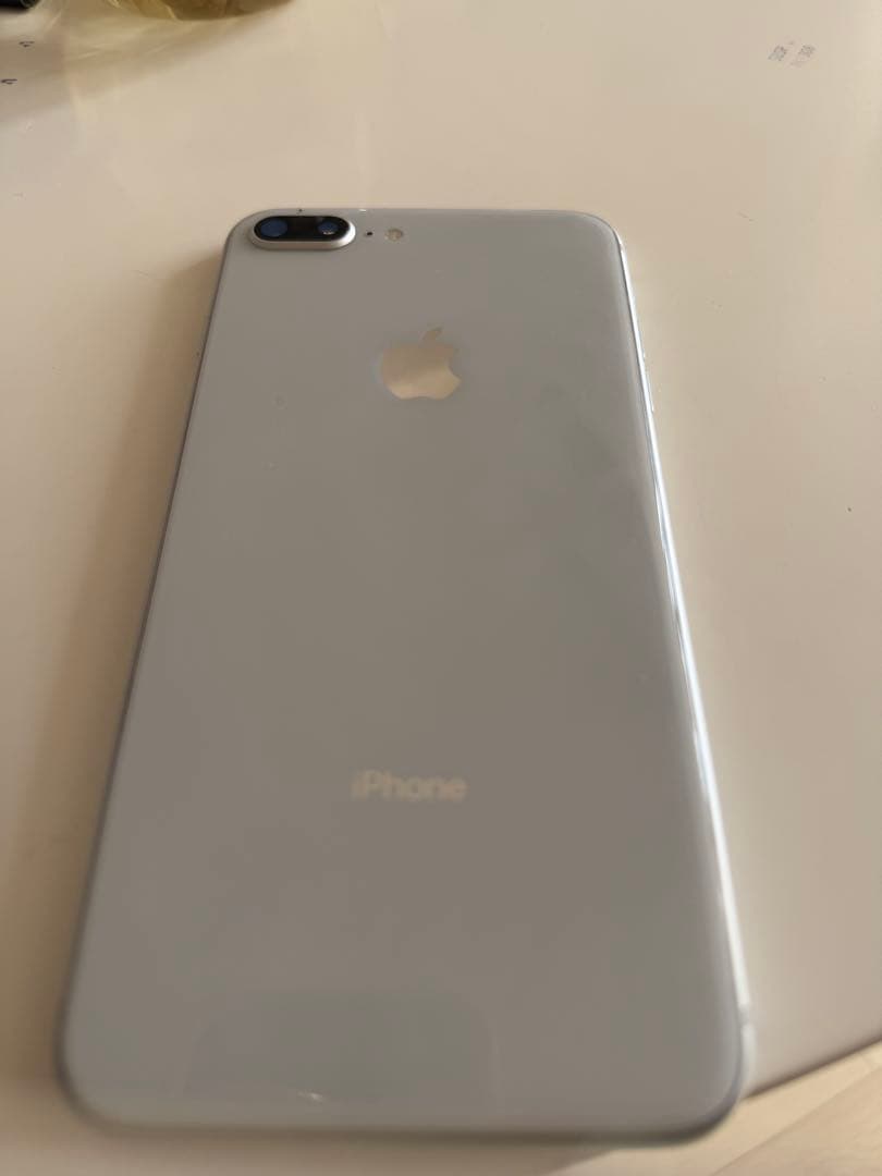 か*ん様 Apple iPhone 8plus シルバー