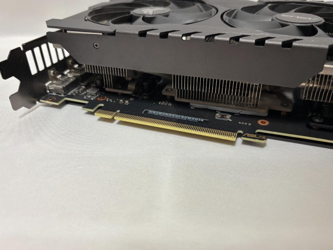 グラフィックボード・グラボ・ビデオカード ASUS RTX 3060 Ti 8GB TUF Gaming OC