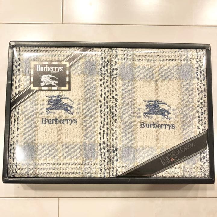 新品未使用未開封　バーバリー フェイスタオル　綿100％ Burberrys