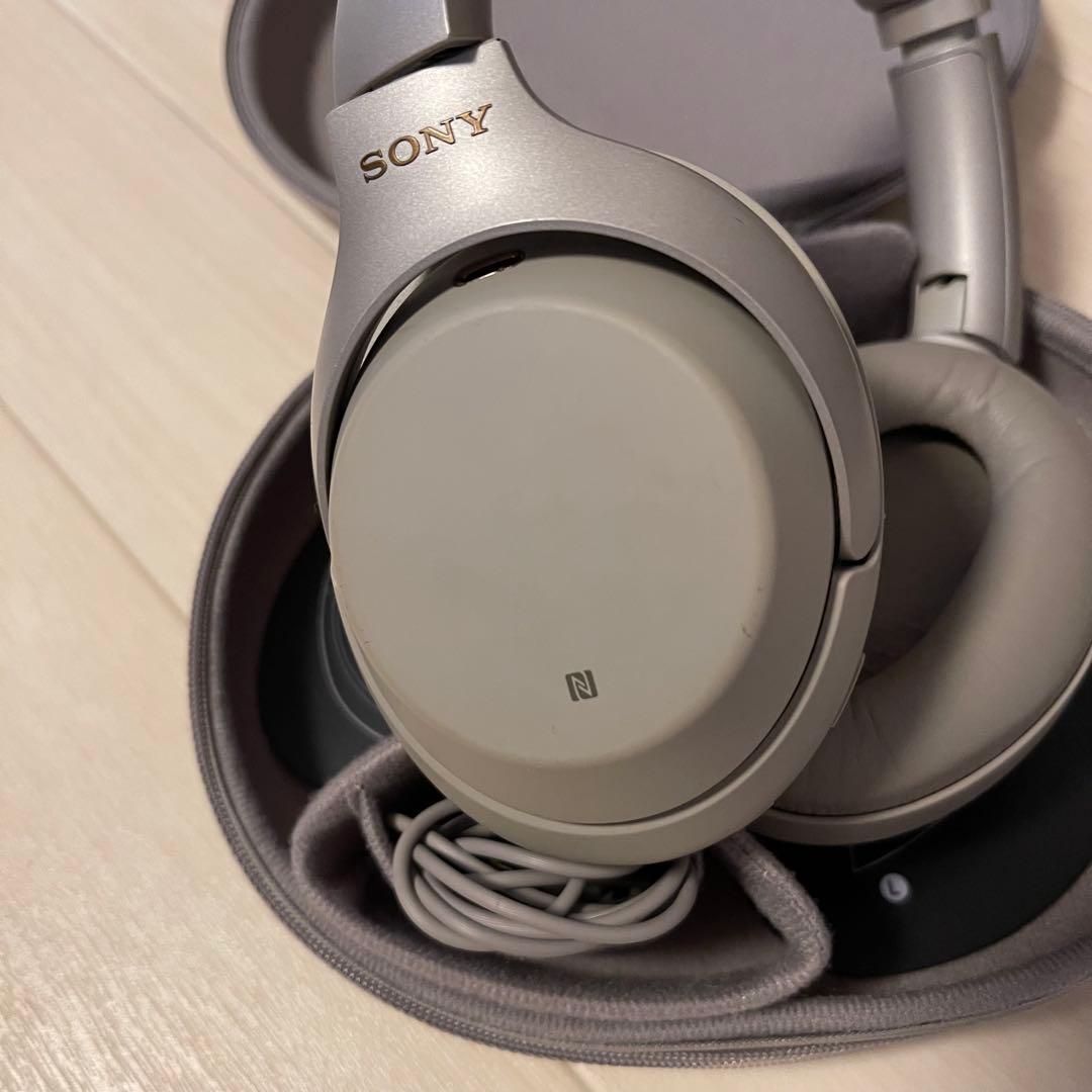 SONY WH-1000XM3 ワイヤレスヘッドフォン　ソニー