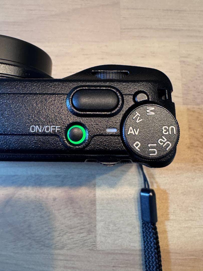 RICOH GR III 純正ケースGC-11・予備バッテリー付