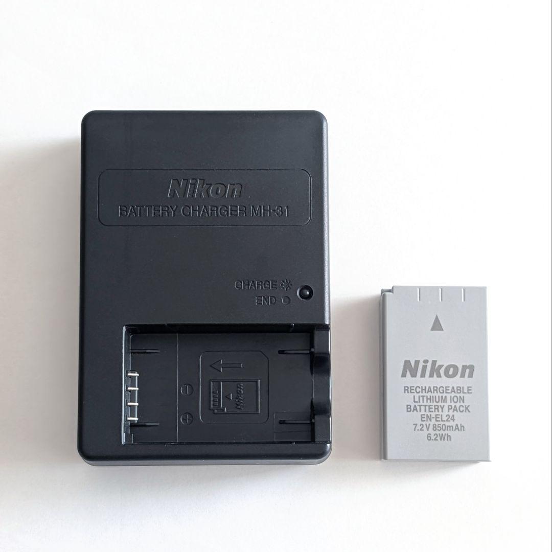 【セット販売】ニコン Nikon1 J5 ダブルレンズキット ＋ ボディーケース