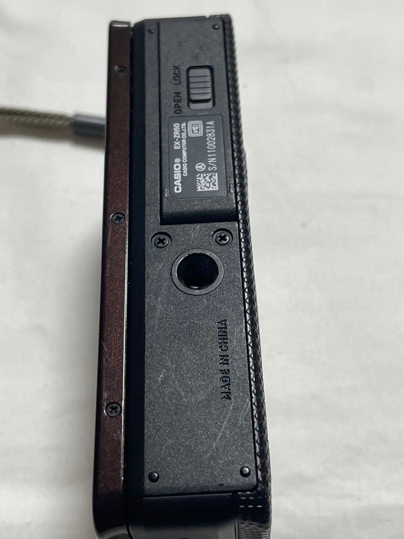 デジタルカメラ CASIO EXILIM EX-ZR50