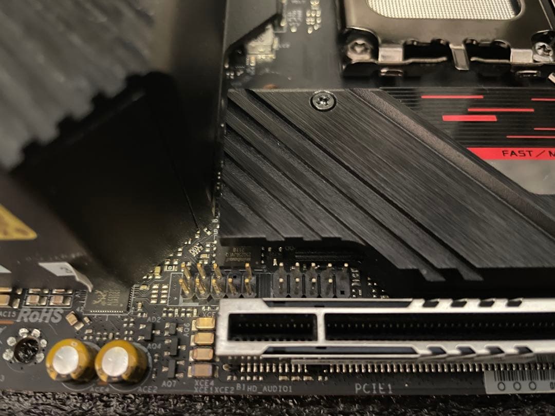 ASRock Z690 PHANTOM GAMING-ITX/TB4マザーボード