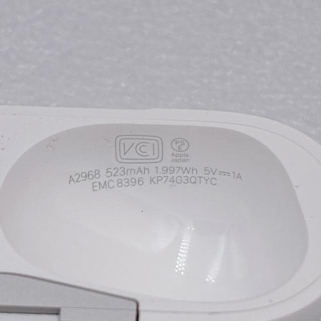 【極美品】Apple AirPods Pro 第2世代 充電ケース TYPE-C