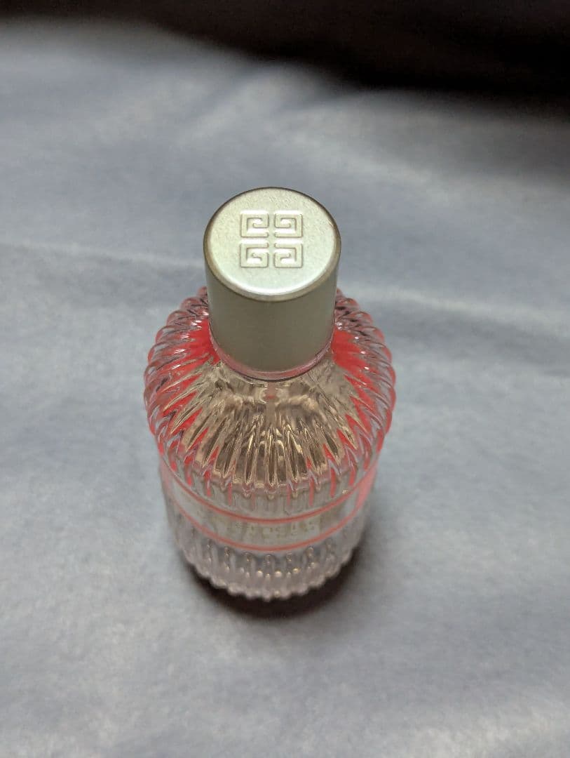 廃盤希少ジバンシィオードモワゼルローズアラフォリオードトワレ100ml