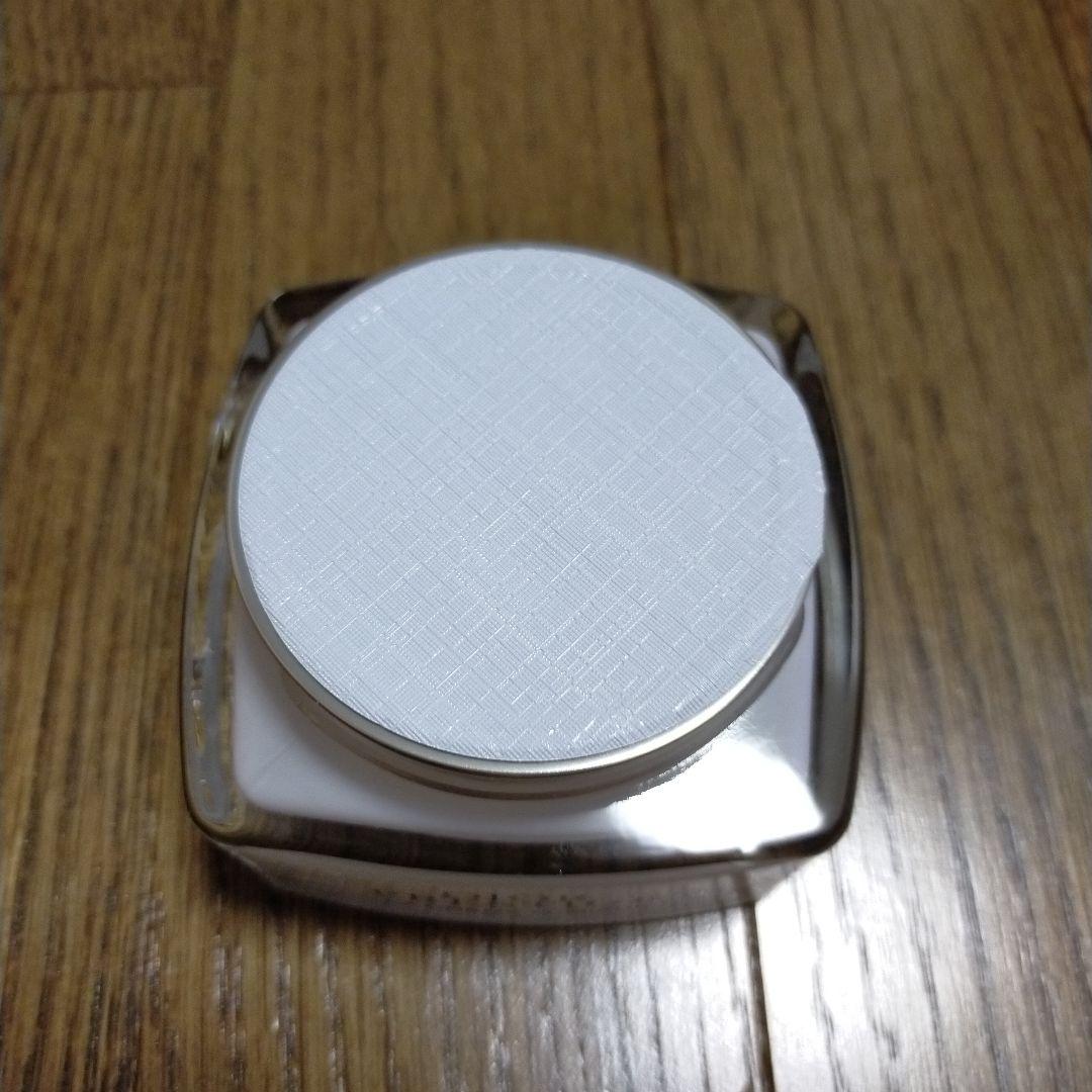 ディオール プレステージ ホワイト ラ クレーム ルミエール N 50ml