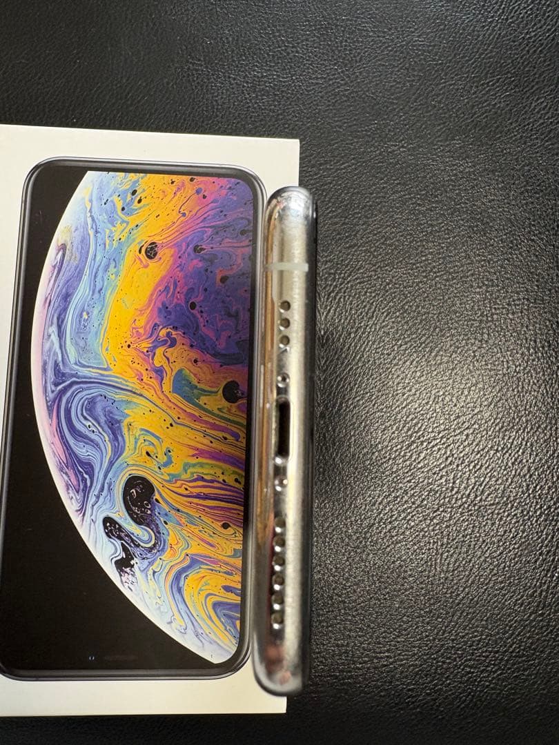 iPhone XS シルバー 背面破損