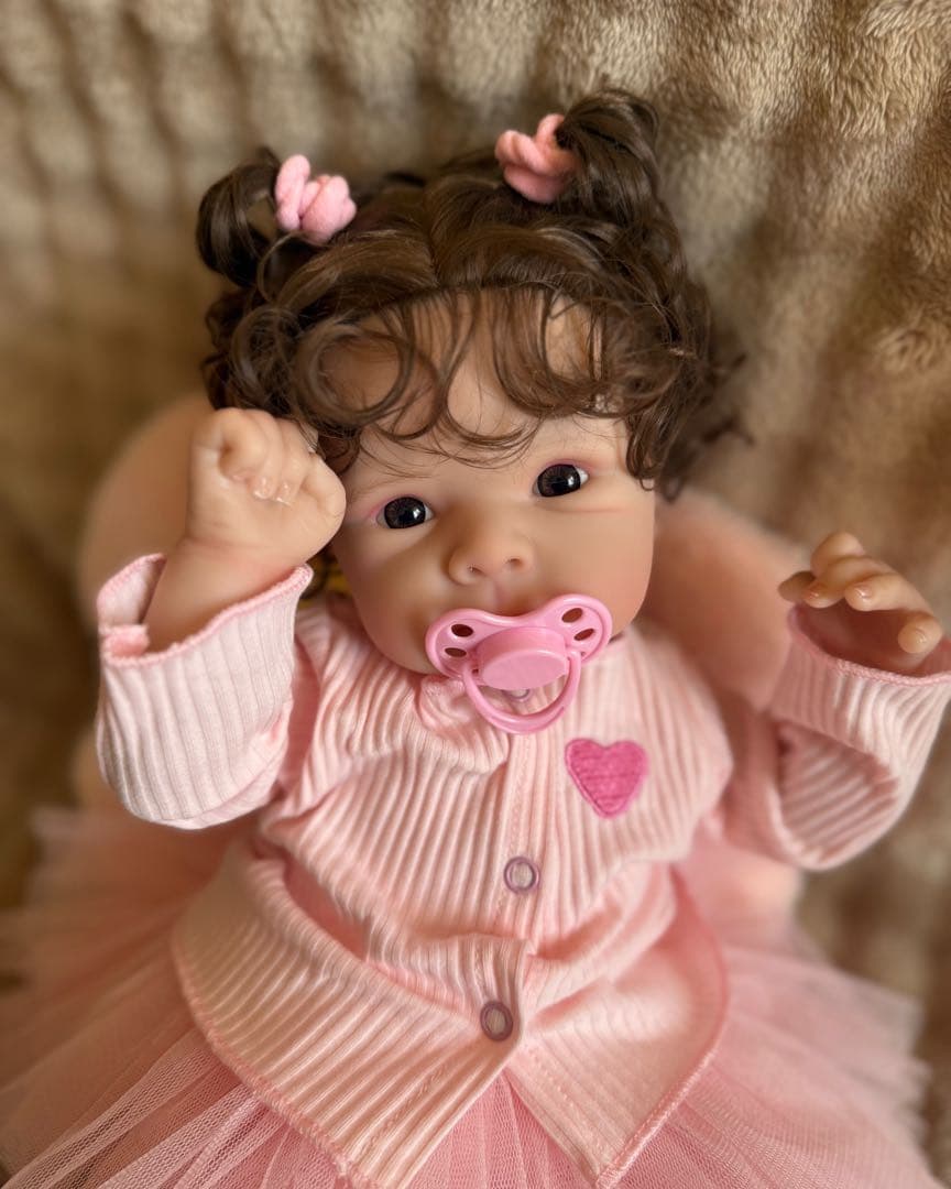 ★新品★リボーンドール キュン顔ベビーちゃん♥47cm