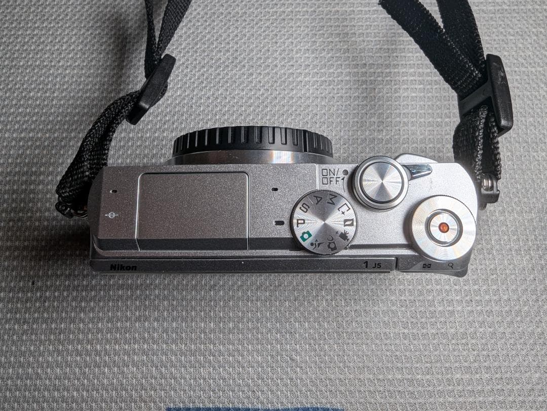 Nikon1 J5 レンズ他セット販売