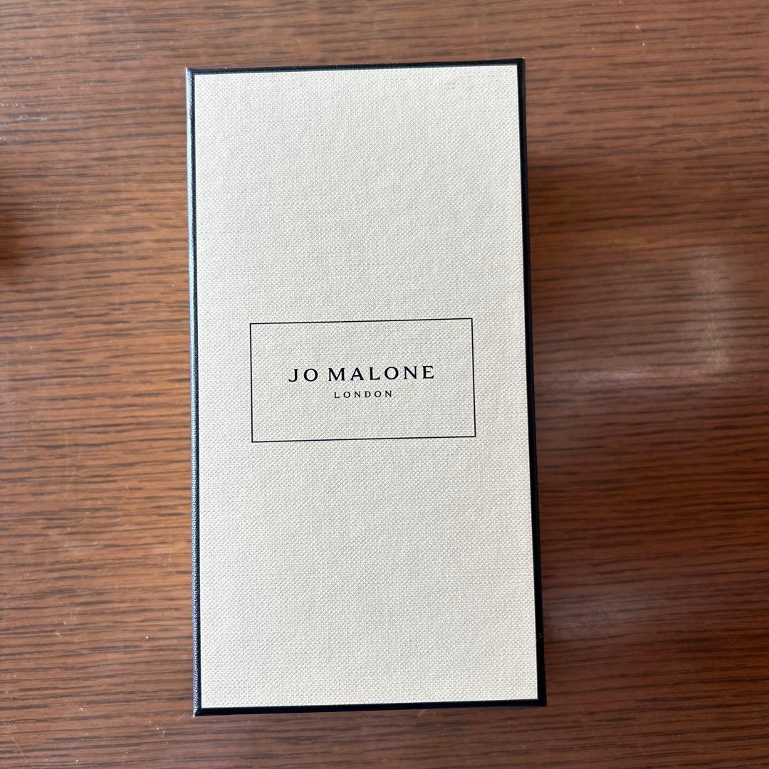 JO MALONEイングリッシュ ペアー&フリージア ボディ＆ハンドウォッシュ