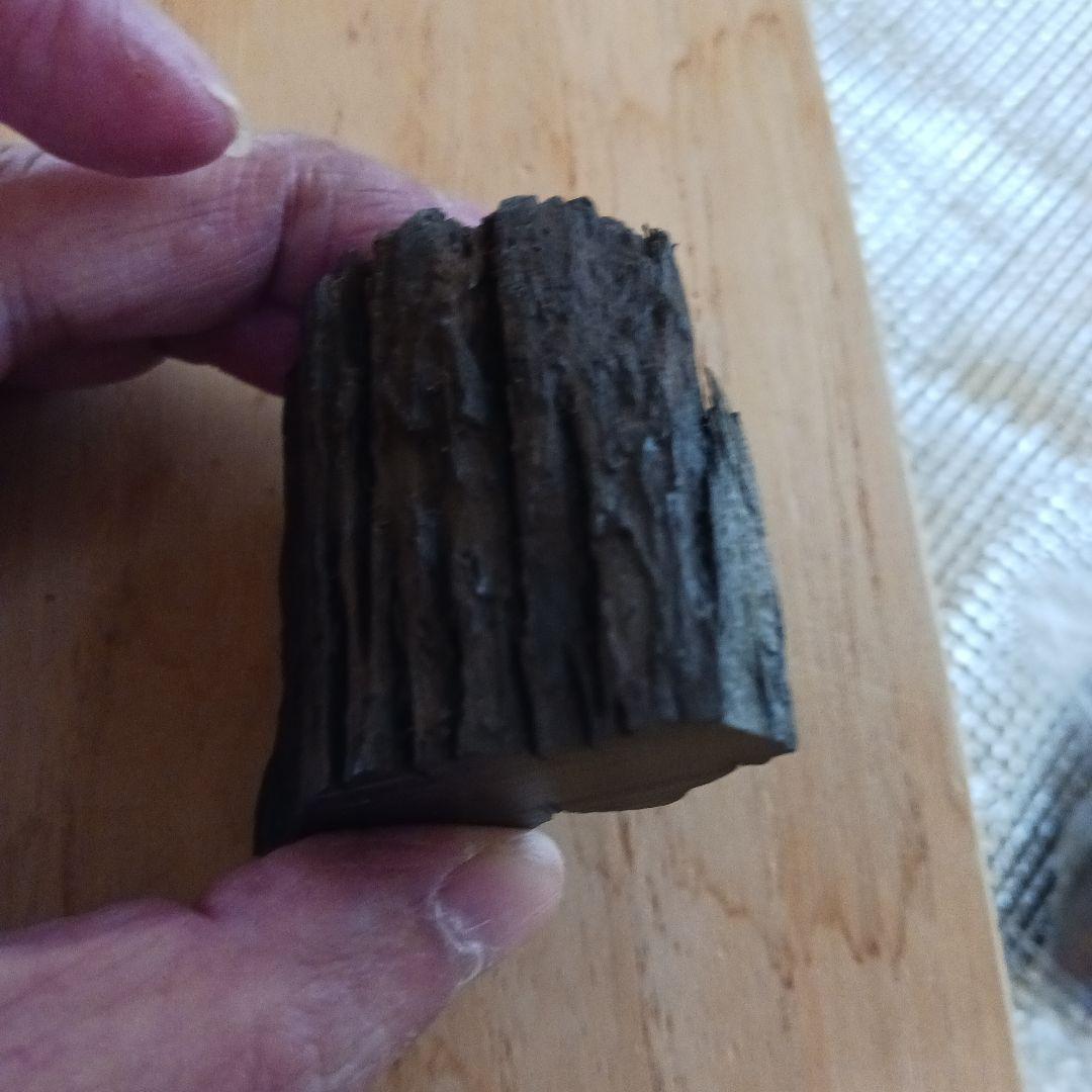 香木 50.54g 黒色伽羅，上沈香 .六国五味.不規則な形状