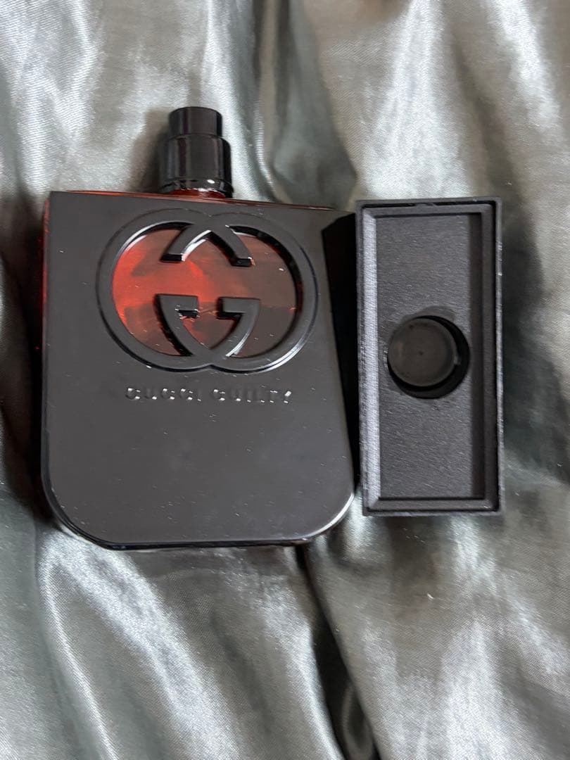 GUCCI グッチ　ギルティ ブラック オードトワレ　75ml