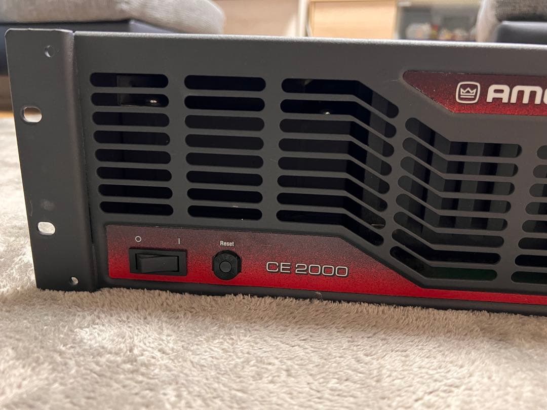 Amcron CE2000 パワーアンプ