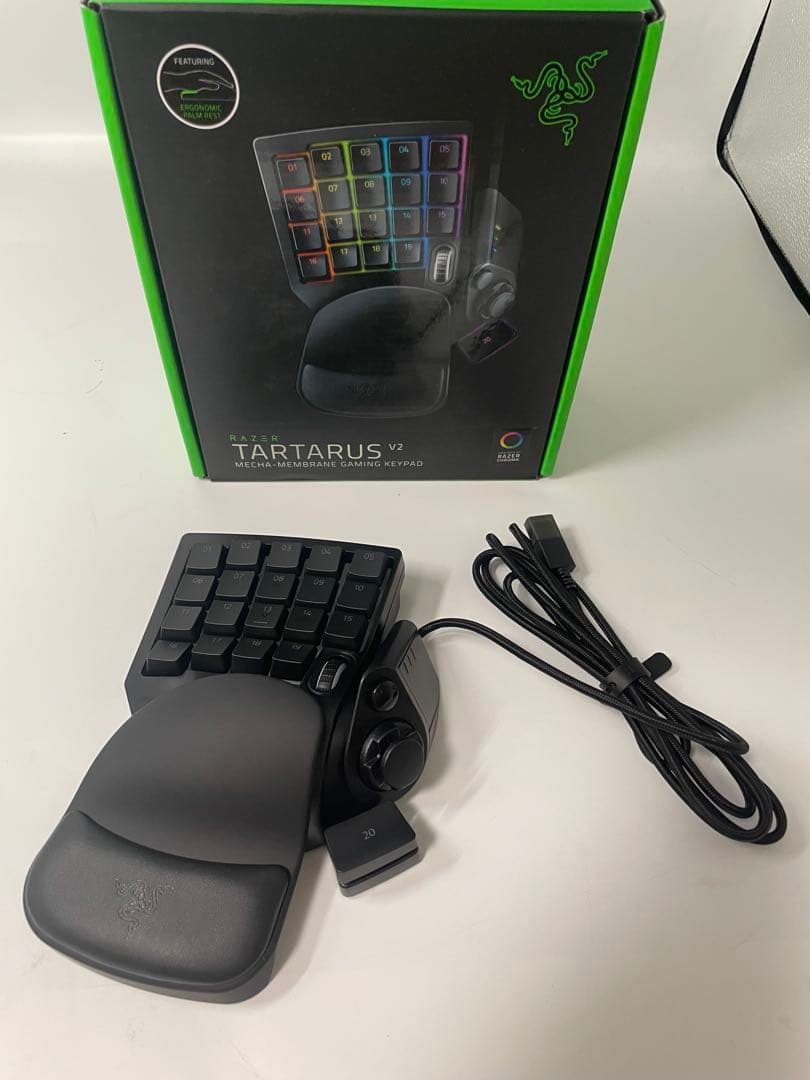 Razer Tartarus V2 ゲーミングキーパッド 左手キーボード