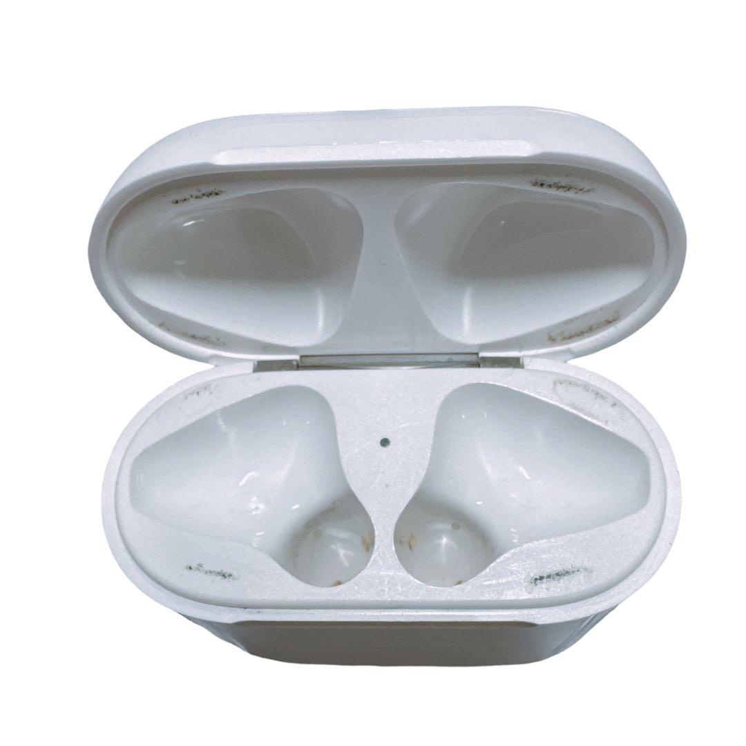 Apple AirPods 第2世代 A1602 通電確認済 イヤホン ➕ケース