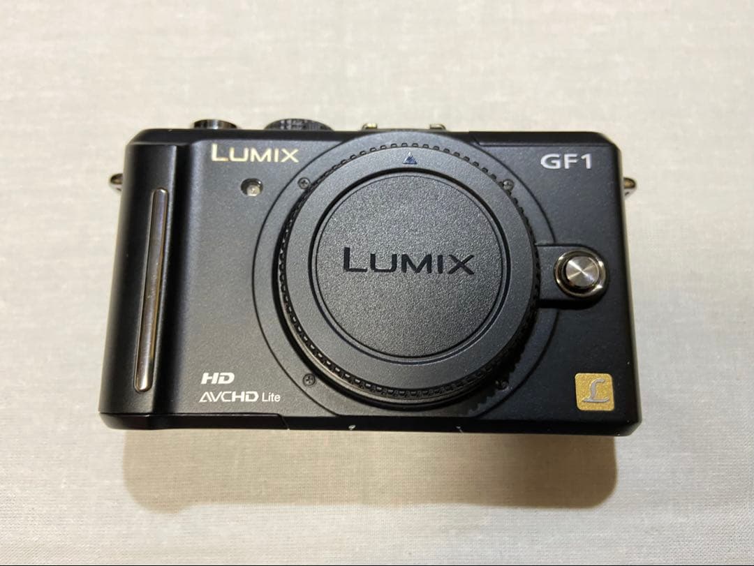 Lumix DMC-GF1 エスプリブラック（レザージャケット付き）